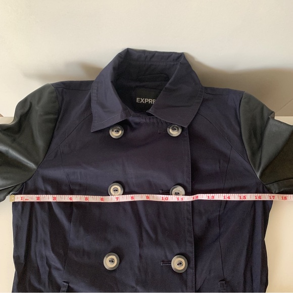 NWT Express Faux Leather Sleeve Trench Coat - Picture 5 of 5